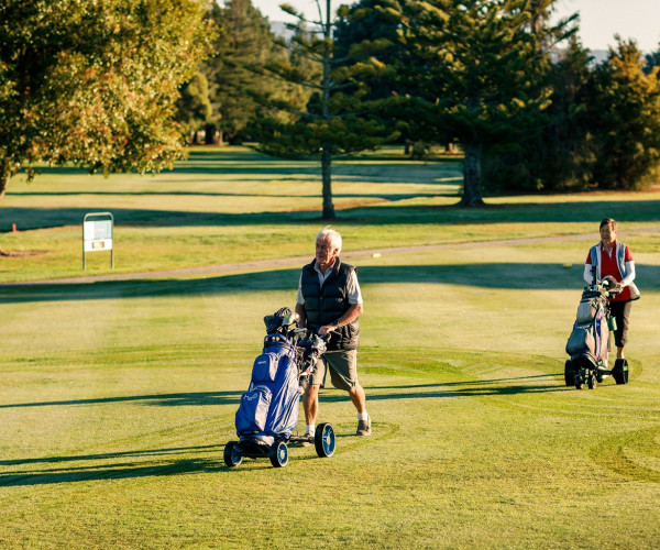 24 v3.05.06 NBS BrandStory PeterShona 026 web